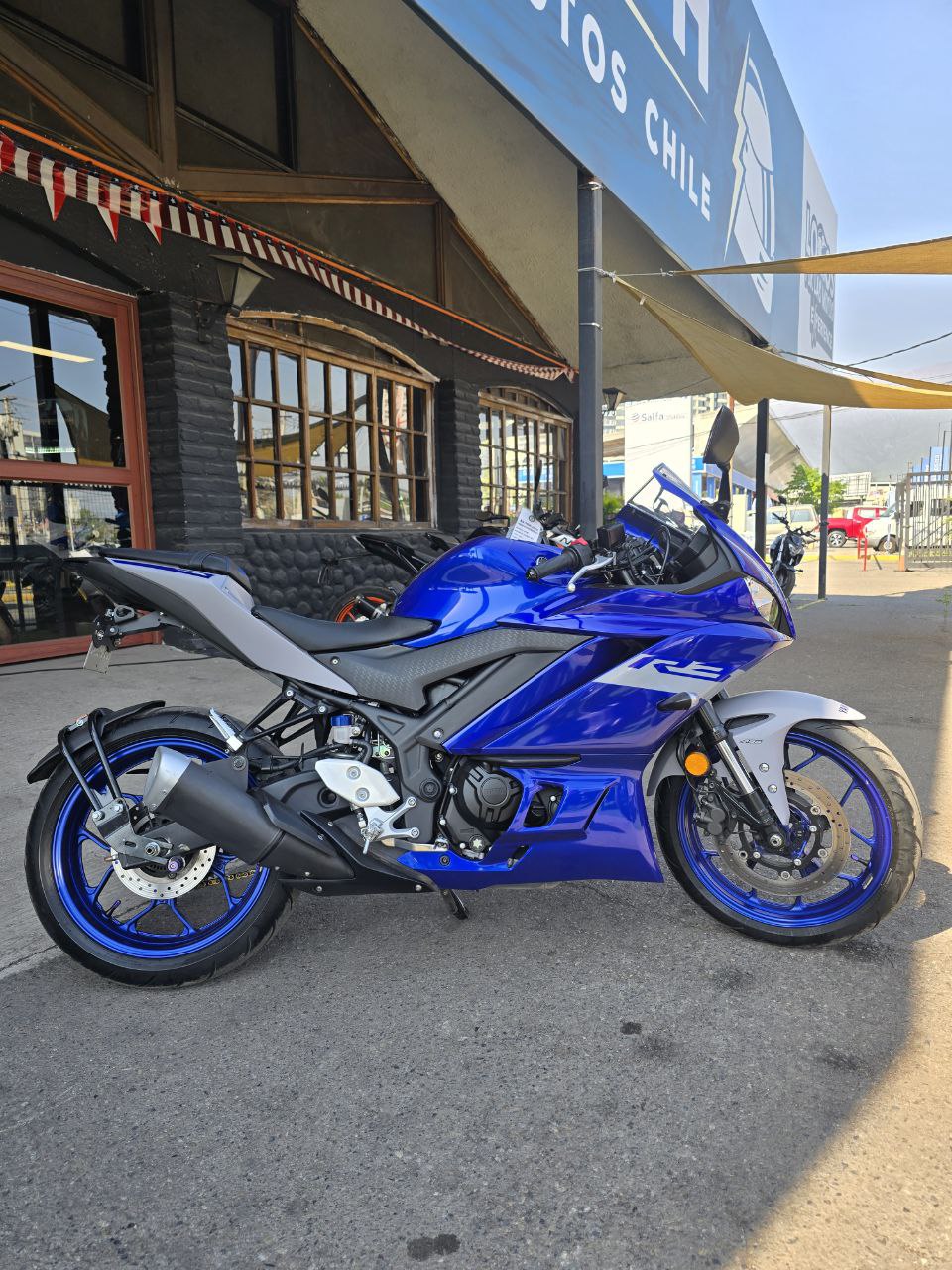 Yamaha R3 2021