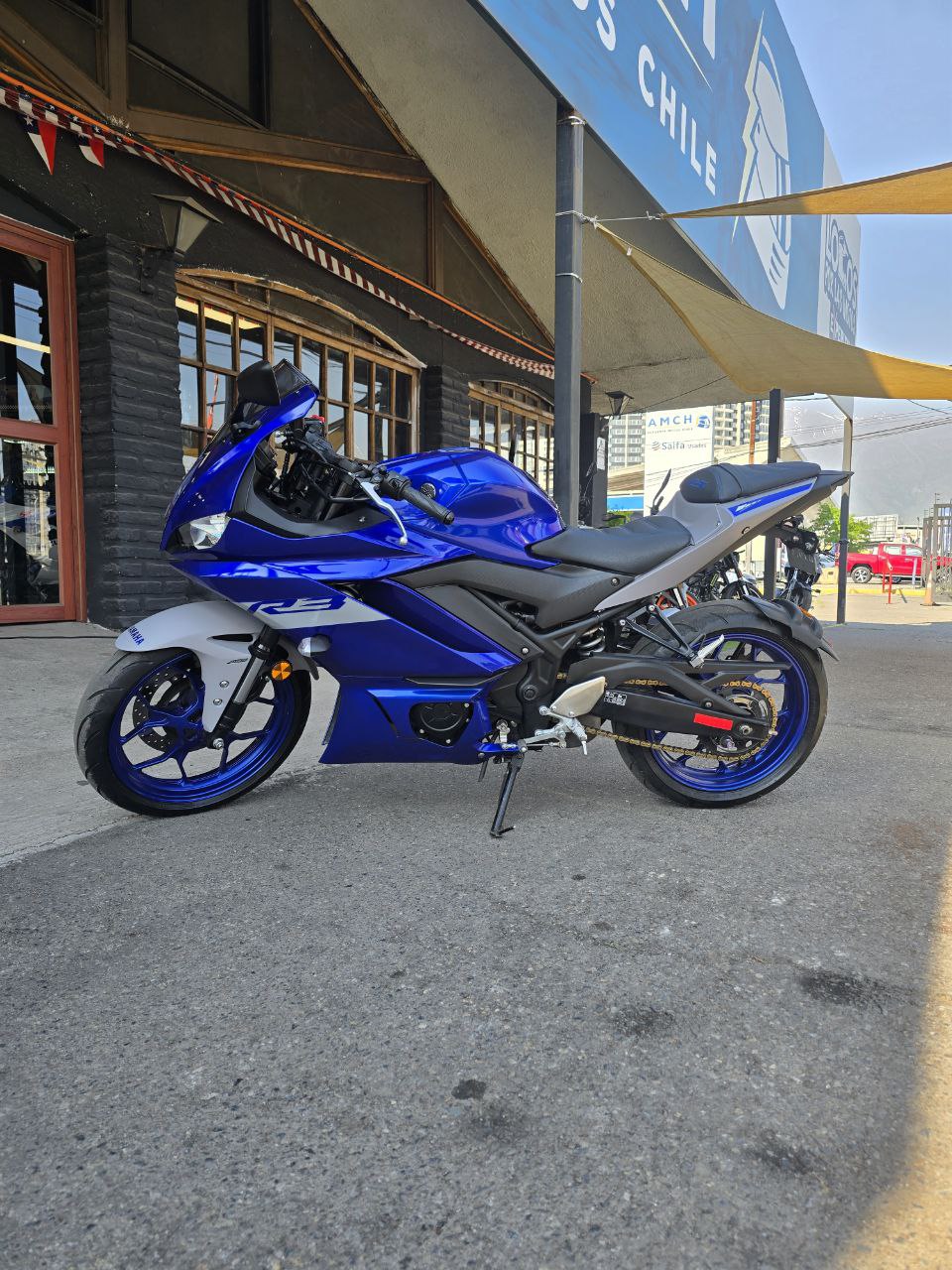 Yamaha R3 2021