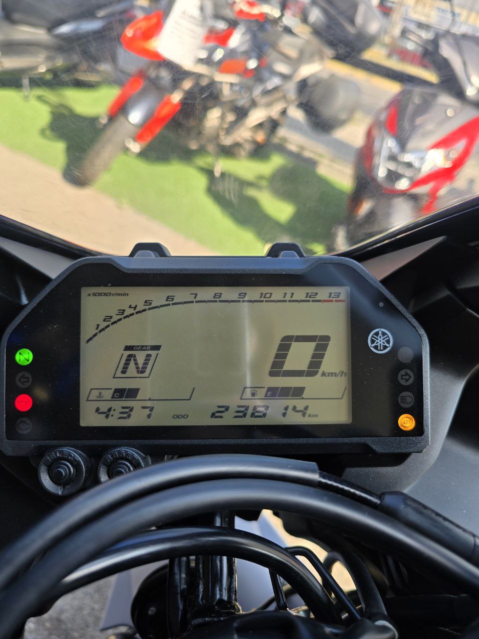 Yamaha R3 2021