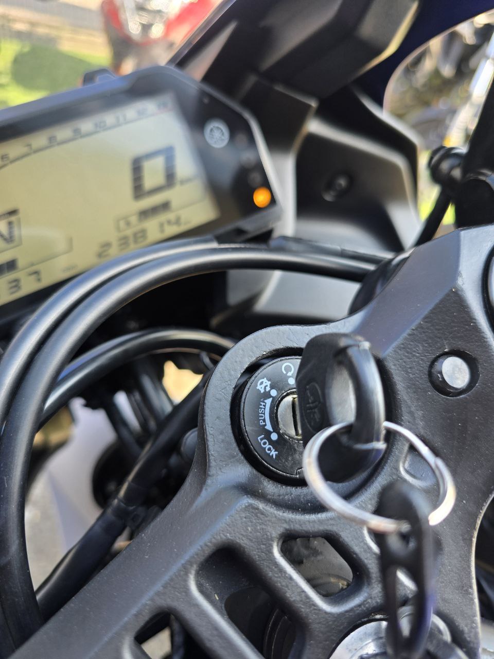 Yamaha R3 2021
