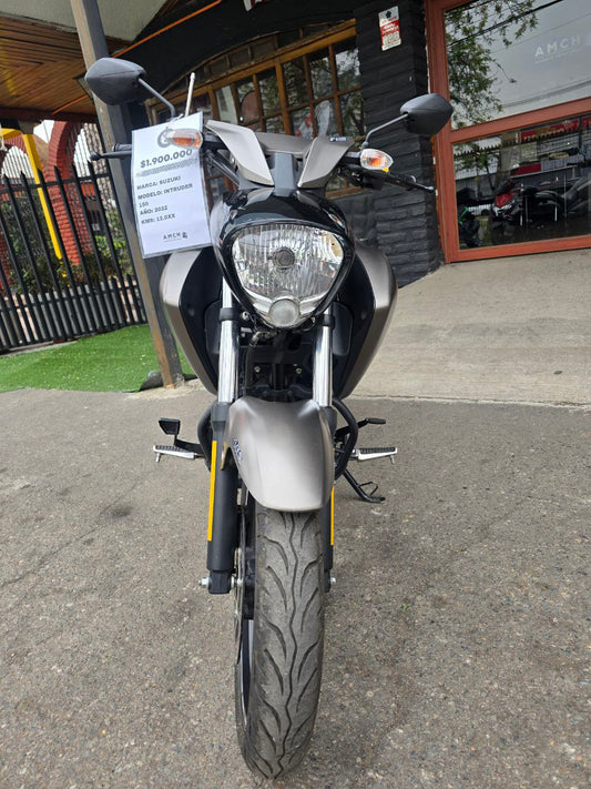 Suzuki Intruder 150