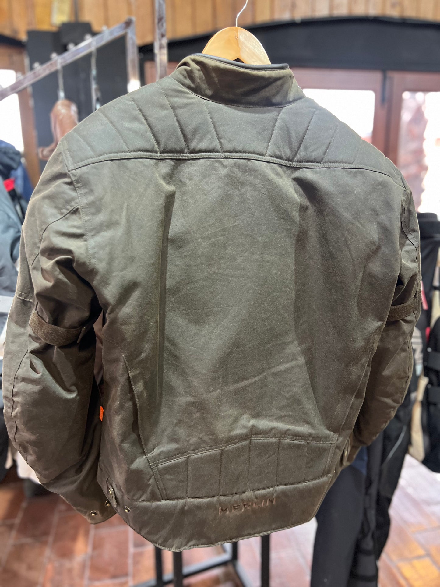 Chaqueta Merlin Barton II – Café (Talla L)