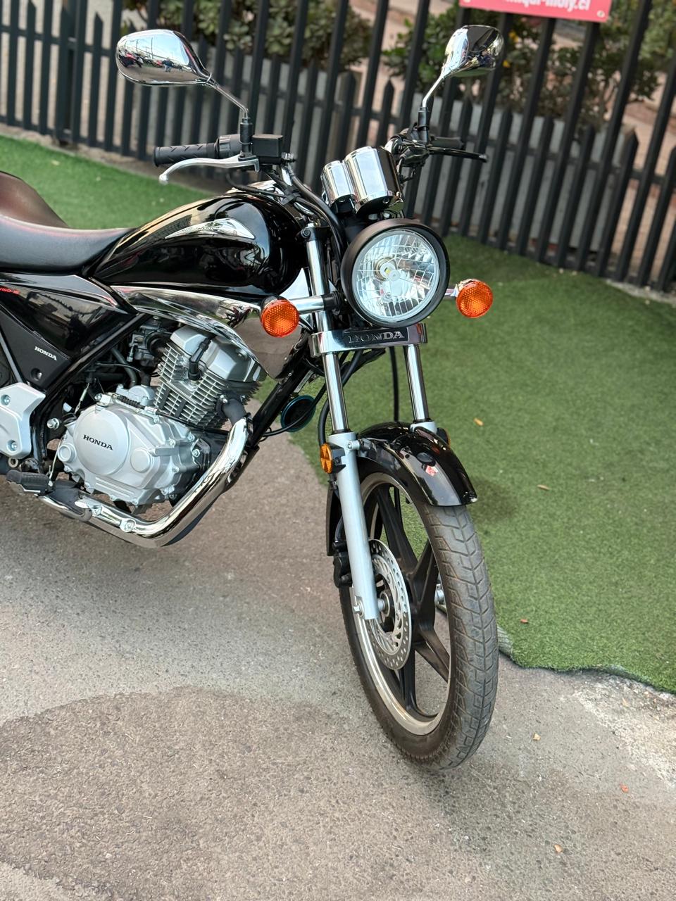 HONDA SHADOW 125