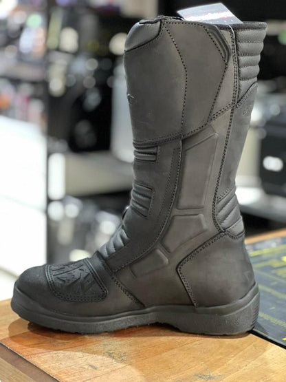 Bota Forma – Cape Horn Black