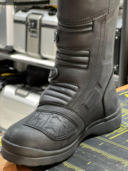 Bota Forma – Cape Horn Black