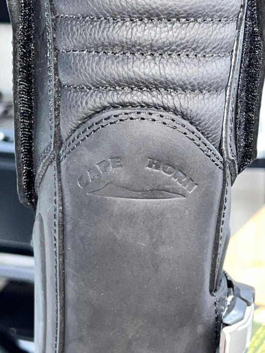 Bota Forma – Cape Horn Black
