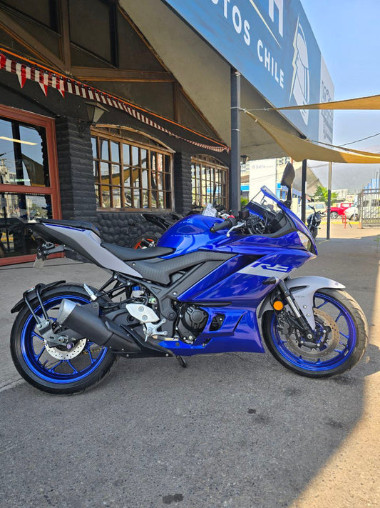 Yamaha R3 2021