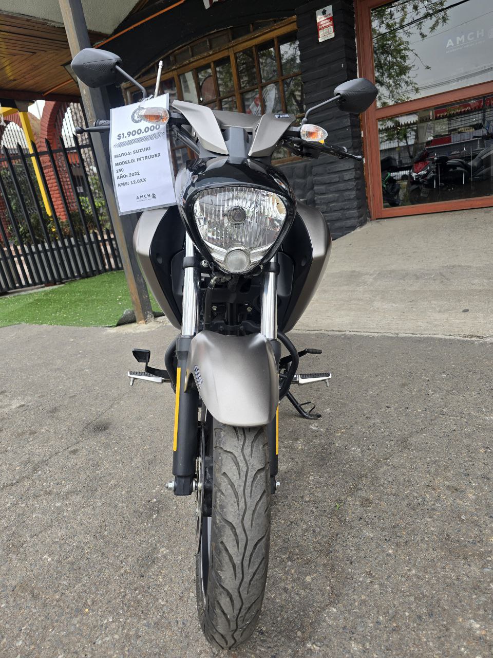 Suzuki Intruder 150