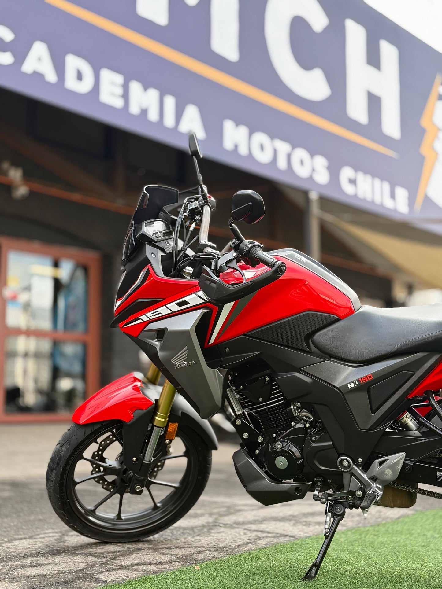 HONDA NX 190 2025