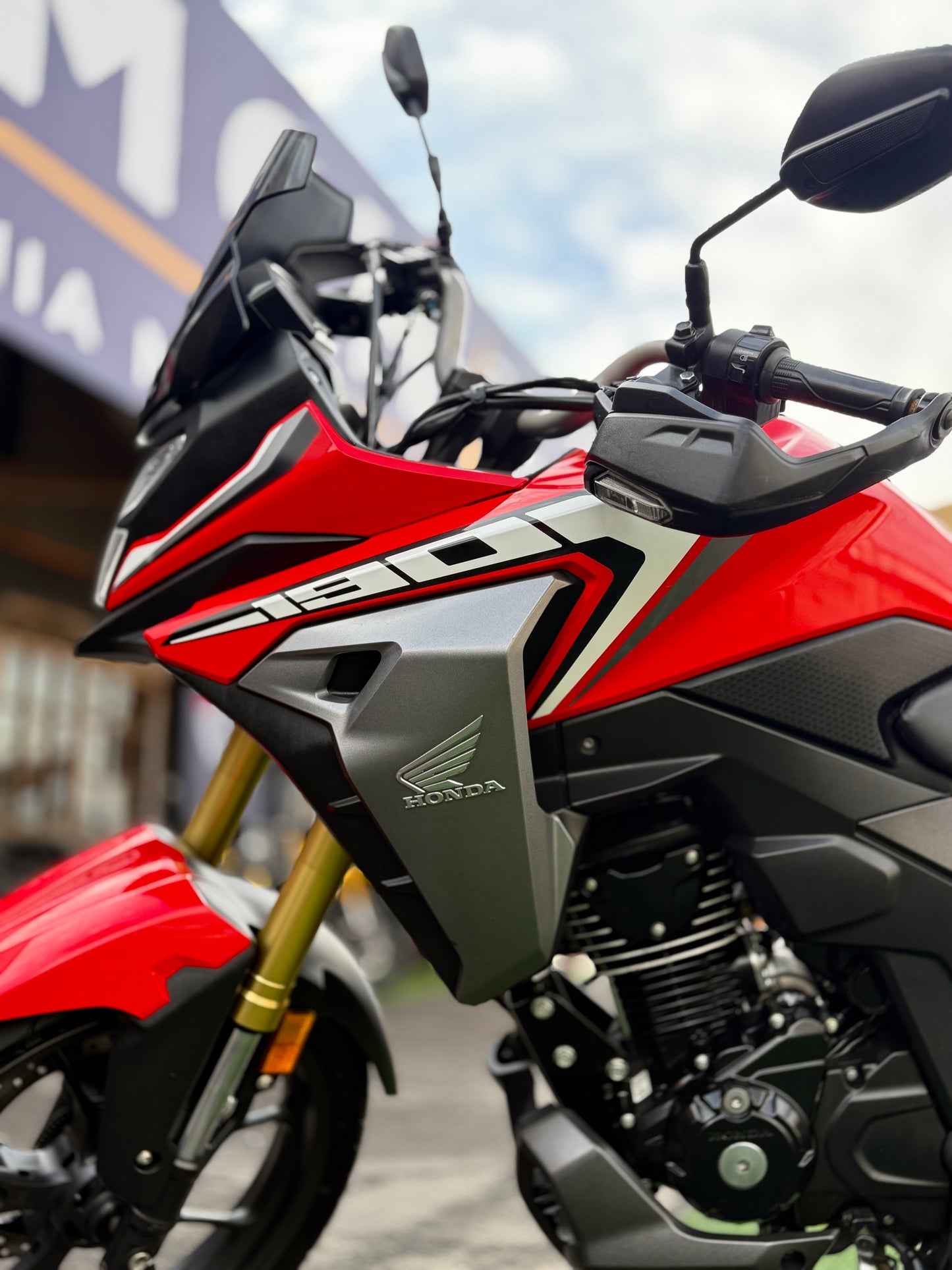 HONDA NX 190 2025