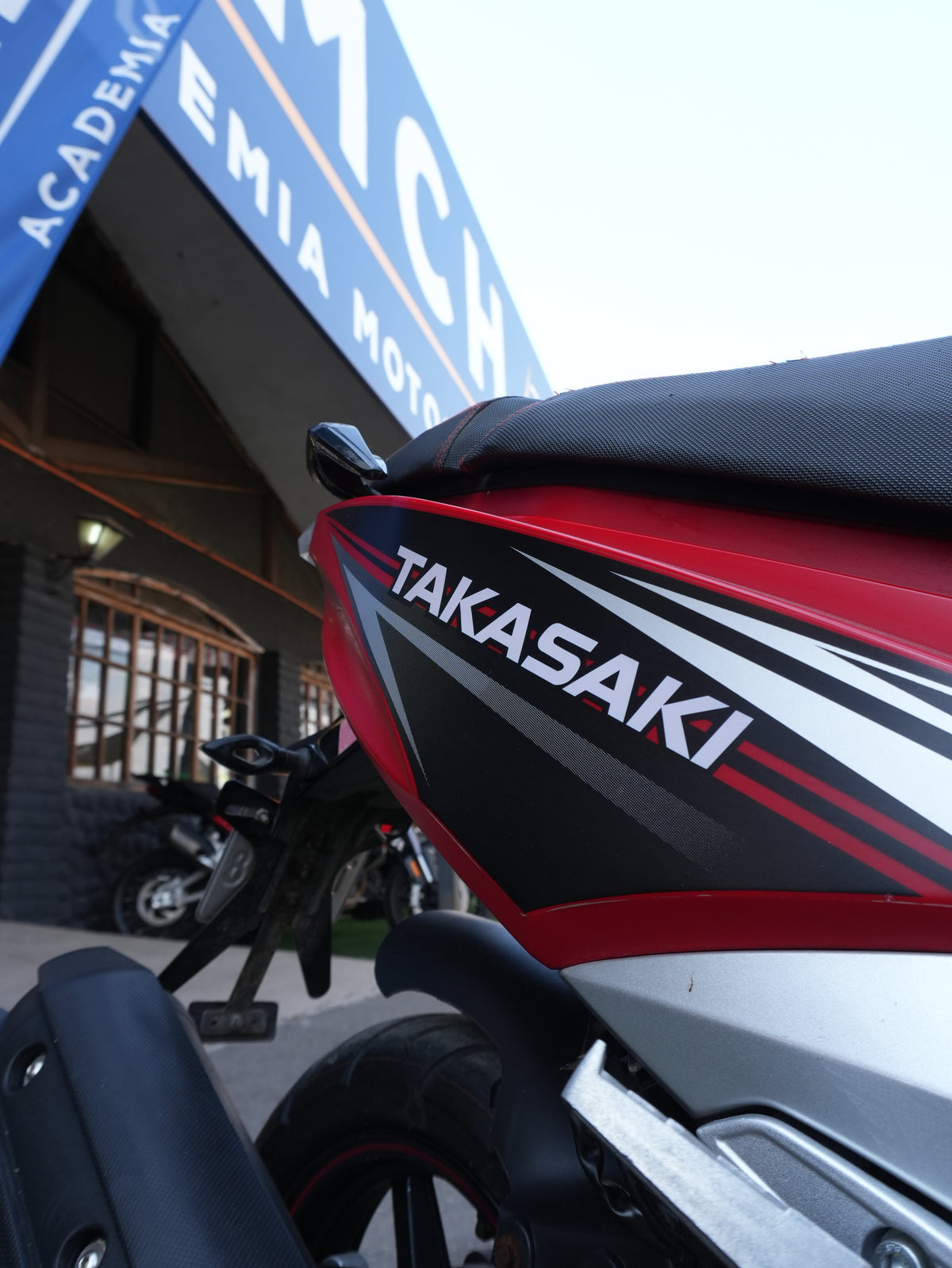 TAKASAKI 125