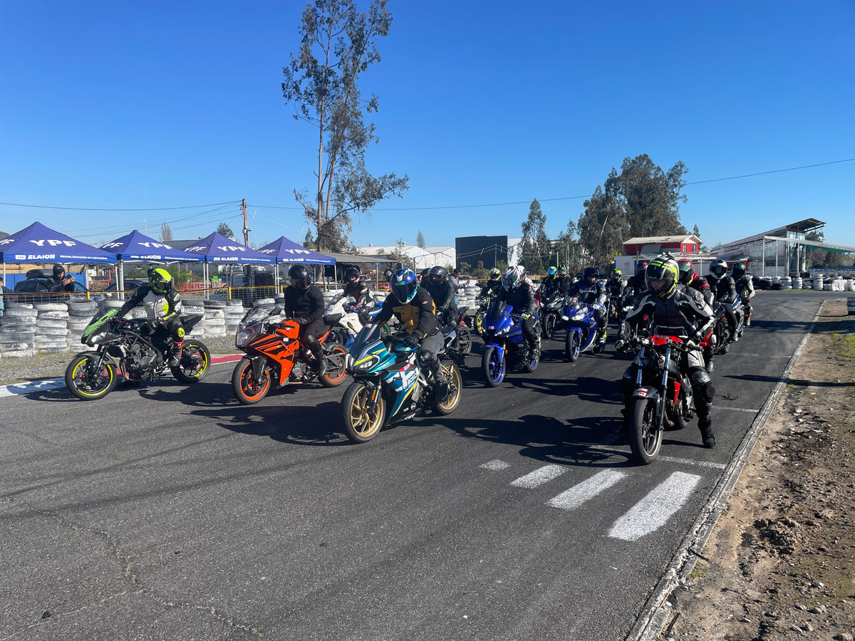 Curso Conducción Curvas en Pista