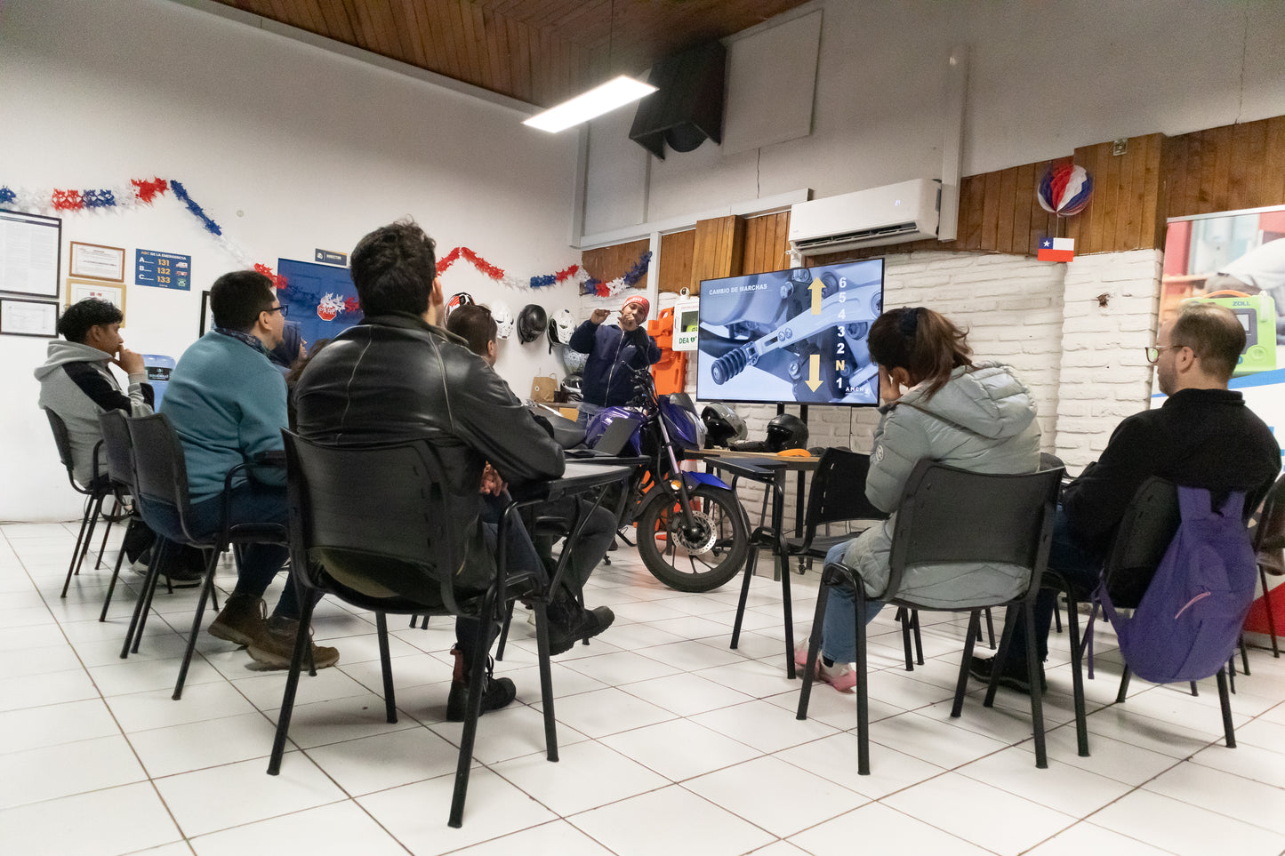 Curso Instructor AMCH formato Online y presencial