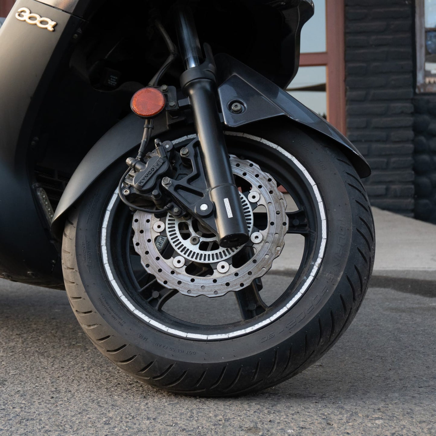 Kymco Downtown 300