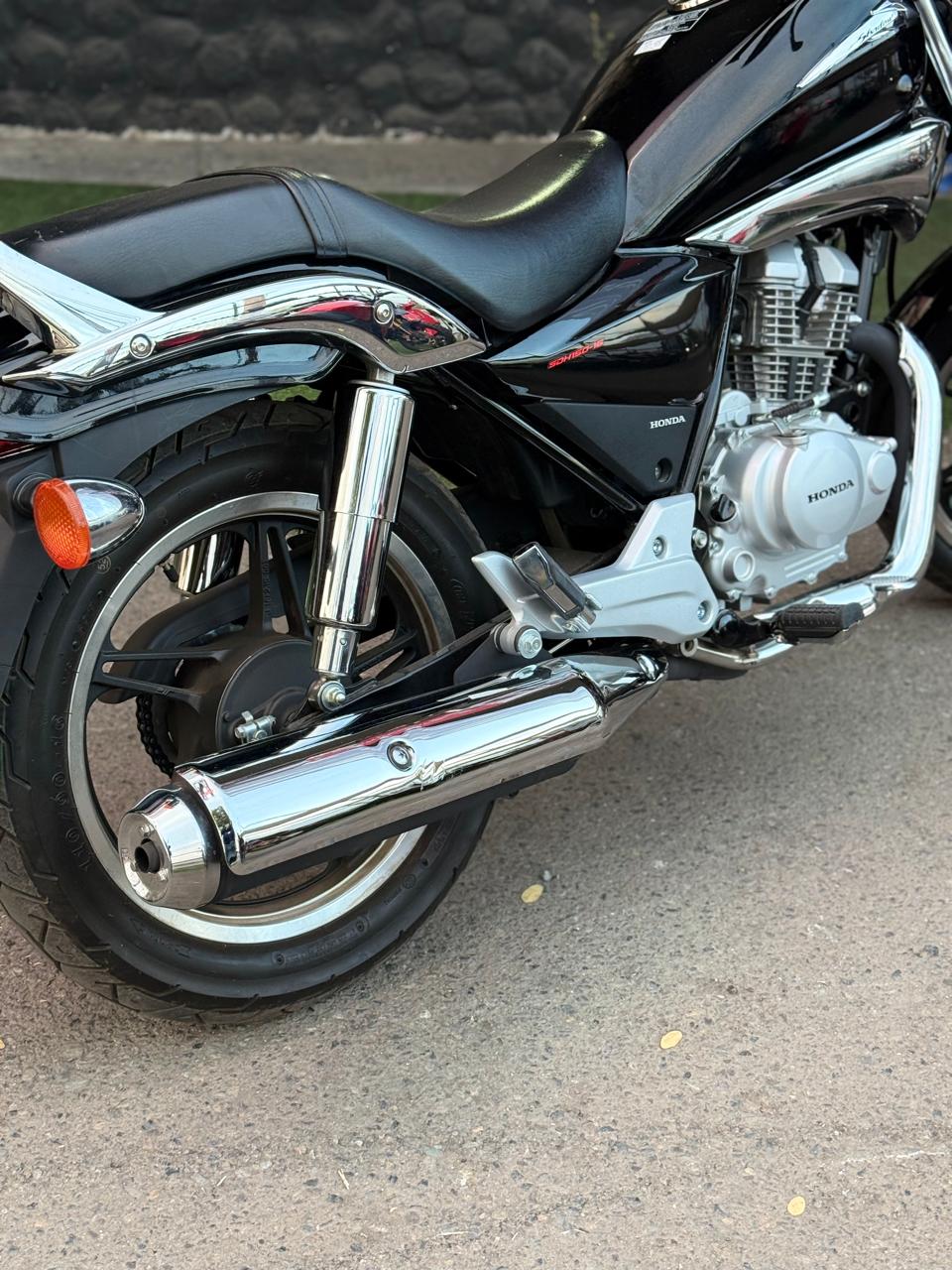 HONDA  SHADOW 125